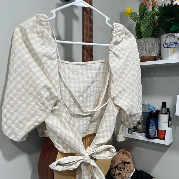 Tan and white tie backless H&M top - Picture 3 of 4